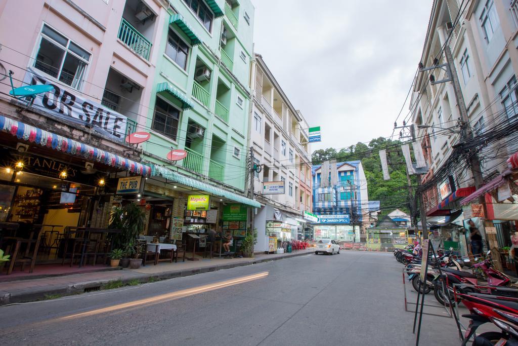 Magnific Patong Hotell Exteriör bild
